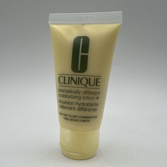 Clinique Other - Clinique Dramatically Different Moisturizing Lotion Travel 1 oz Each NEW